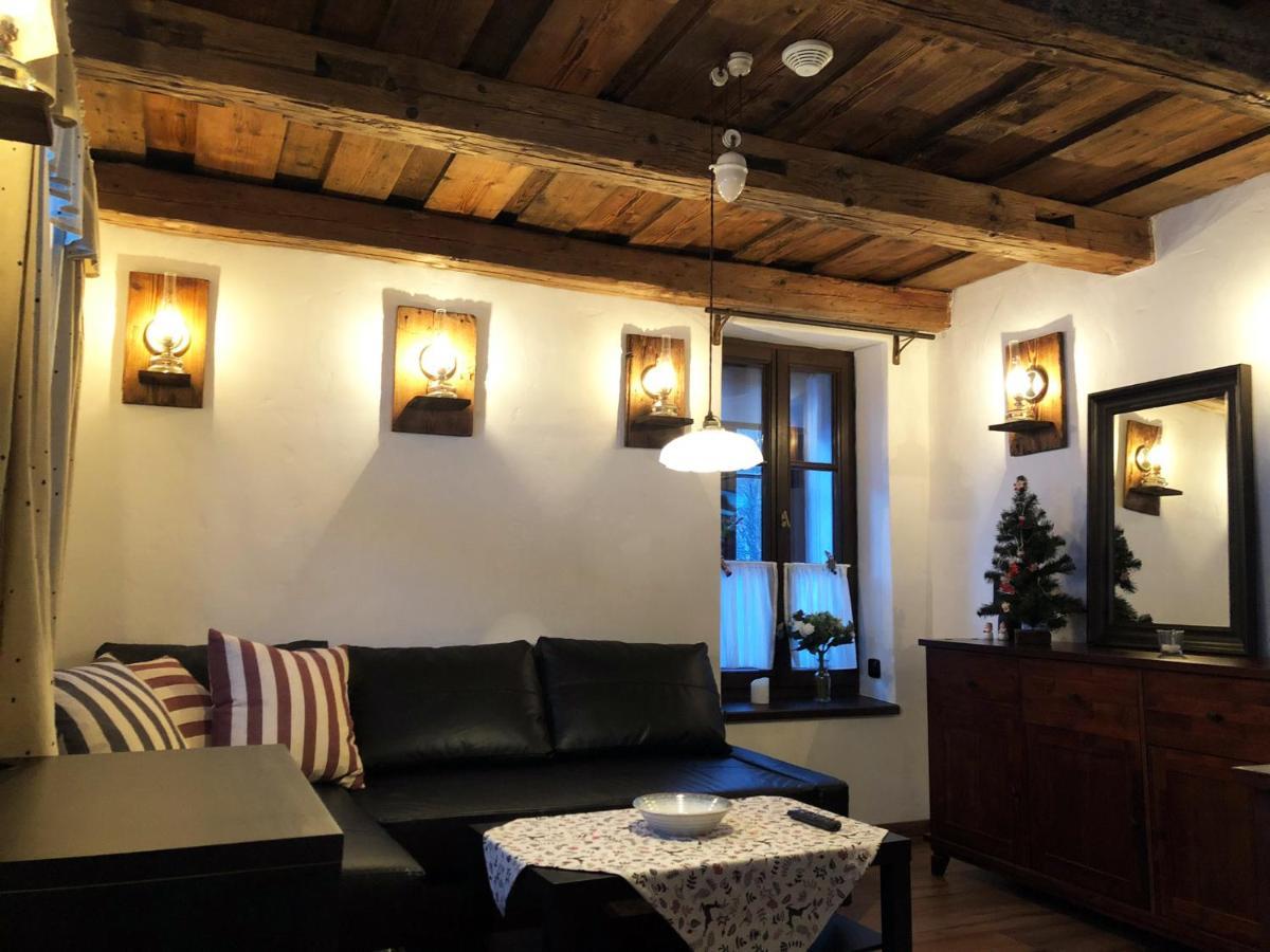 Kazmarka Lodge